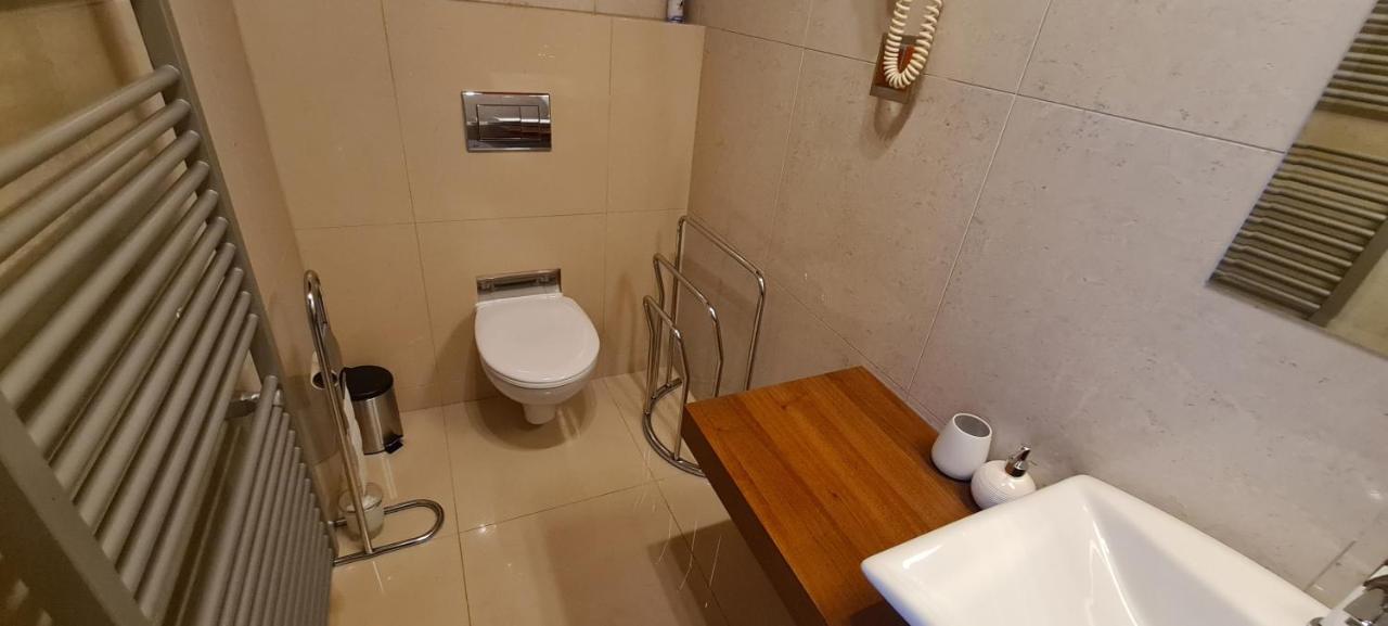 ולקה לומניקה Apartman Beata - Tatragolf מראה חיצוני תמונה