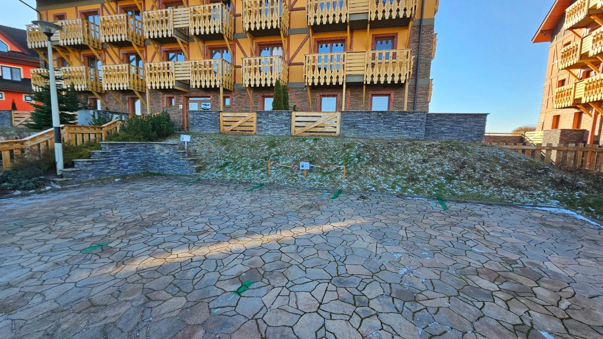 ולקה לומניקה Apartman Beata - Tatragolf מראה חיצוני תמונה